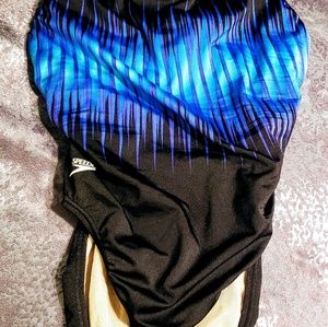 Womans speedo bathing suit